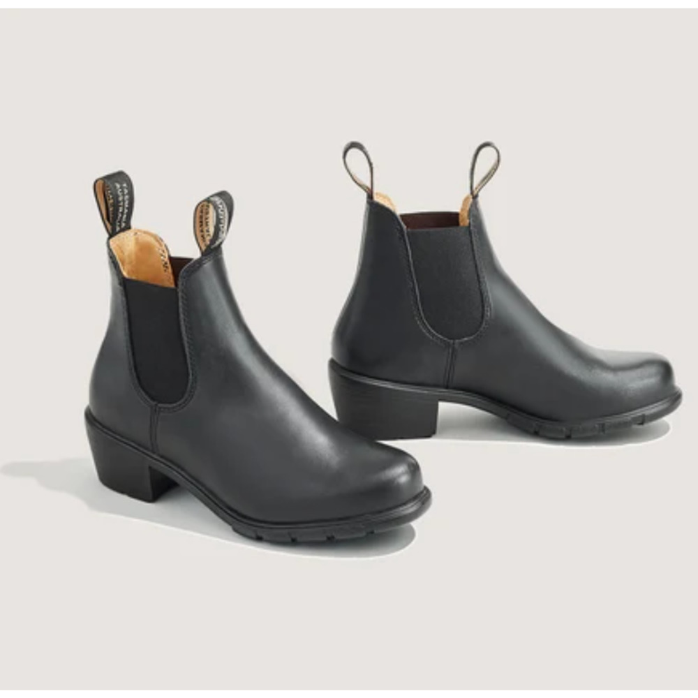 Blundstone Women's Black 1671 Heeled Pull On Leather Chelsea Boots Size 6.5 US